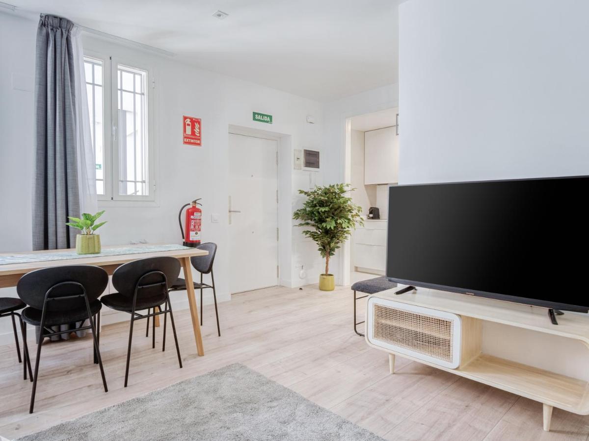 Limehome Madrid Calle Ave Maria - Estancia Temporal المظهر الخارجي الصورة